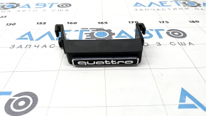 Эмблема надпись Quattro решетки радиатора grill Audi Q3 83A 19-25