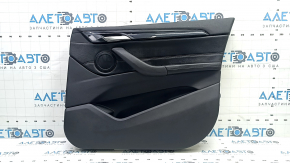 Обшивка двери карточка передняя правая BMW X1 F48 16-22 черная, вставка кожа Dakota черная, подлокотник кожа черная, с ручкой, молдинг черный глянец, с подсветкой, потерта