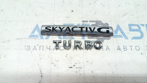 Emblemă inscripționată SKYACTIV G TURBO pe portbagaj Mazda CX-5 22-25, ghidaje rupte