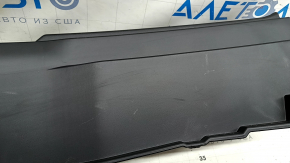 Накладка проема багажника Mazda CX-5 22-24 черная, царапины, сломаны крепления