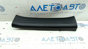 Накладка порога задняя левая Mazda CX-5 17-24 черн, царапины