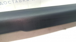 Накладка порога передняя левая Mazda CX-5 17-24 черная, царапины
