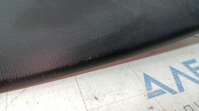 Обшивка двери багажника верхняя Mazda CX-5 17-24 черная, царапина