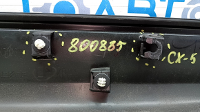Накладка двери нижняя задняя левая Mazda CX-5 17-24 в цвет, надломаны крепления, царапины