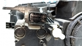 Фара передняя правая в сборе BMW X1 F48 16-22 галоген, с креплением, песок