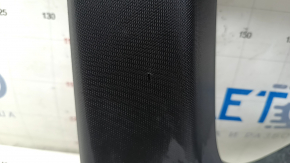 Накладка задней стойки верхняя правая Mazda CX-5 17-25 под динамик BOSE, черная, царапины