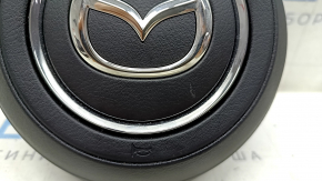 Подушка безопасности airbag в руль водительская Mazda CX-5 19-25 черная с хром обрамлением, царапины, ржавый пирапатрон
