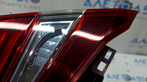 Фонарь внутренний крышка багажника левый Honda Accord 16-17 hybrid, рест, потерт