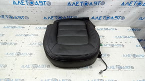 Обшивка пассажирского сидения нижняя часть Mazda CX-5 17-23 кожа коричневая, подогрев, обдув, перфорация, под чистку, царапины, контакт с водой