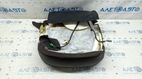 Обшивка пассажирского сидения нижняя часть Mazda CX-5 17-23 кожа коричневая, подогрев, обдув, перфорация, под чистку, царапины, контакт с водой
