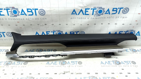 Накладка передней панели центральная Mazda CX-5 21-25 кожа черная под 10.3" дисплей, вставка под дерево, тычка