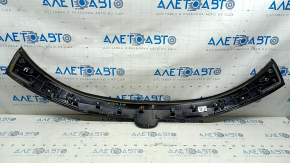 Молдинг двери багажника верхний Mazda CX-5 17-24 с эмблемой, под стеклом, сломаны крепления