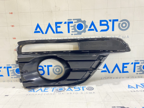 Решетка переднего бампера левая VW Beetle 17-17 под ПТФ, с хром молдингом