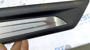 Prag exterior față stânga BMW X1 F48 16-22 negru cu bandaj cromat X-line, Sport-line, crom decojit, zgârieturi