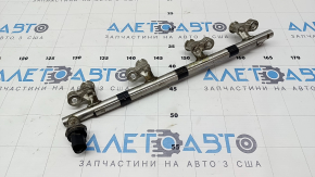 Топливная рейка Mazda 6 18-21 с датчиком