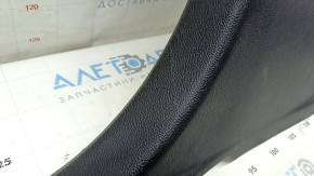 Накладка центральной стойки нижняя правая Ford Fusion mk5 17-20 черная, царапины
