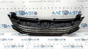 Основа решетки радиатора Honda Accord 16-17 hybrid, сломана