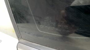 Форточка глухое стекло задняя левая Ford Fusion mk5 13-20 два хрома, царапины на хроме, порезан уплотнитель