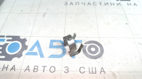 Скоба крепления топливной форсунки Ford Fusion mk5 13-20 1.6T 2.0Т
