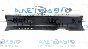 Накладка порога передняя левая Mazda 6 18-21 тип 2 черная, царапины