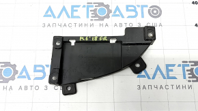 Кронштейн решетки радиатора правый Mazda 6 18-21