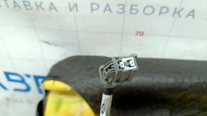 Обшивка водительского сидения нижняя часть Ford Fusion mk5 17-20 кожа черная, с подогревом, под чистку, трещины, вмятины