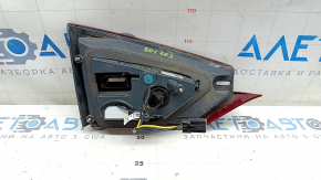 Фонарь внутренний крышка багажника правый Ford Fusion mk5 17-18 LED, царапины, треснуто стекло
