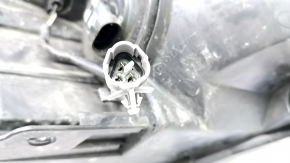 Фара передняя левая Toyota Prius 30 13-15, рест, галоген, под полировку