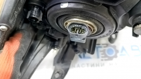 Фара передняя правая Toyota Prius 30 13-15 голая, рест, галоген, под полировку, запотело стекло
