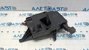 Element de fixare rupt la suportul ECU Ford Escape MK3 13-16 1.6T 2.0T