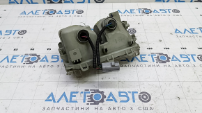 Поворотник левый Toyota Prius 30 13-15 рест, песок