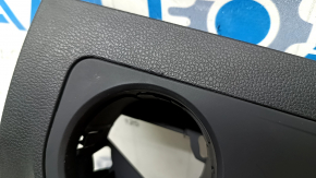 Накладка торпеды колени водителя VW Tiguan 18-24 черная, с накладкой, царапины