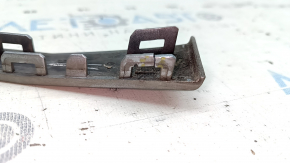 Inserție ornamentală arc aripă dreapta față VW Tiguan 18-24 R-Line, fixare ruptă