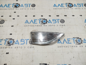 Отражатель переднего бампера правый VW Passat b7 12-15 USA