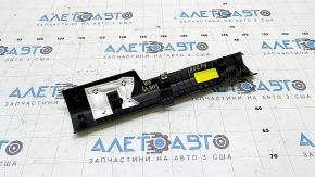 Ornamente prag spate dreapta interior Kia Sorento 16-20 negru, zgârieturi