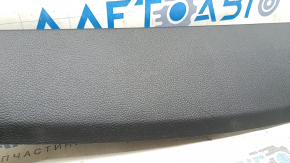 Обшивка двери багажника верхняя Hyundai Santa FE Sport 17-18 рест, черная, царапины