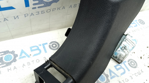 Накладка передней стойки нижняя левая Hyundai Santa FE Sport 13-18 черная, царапины
