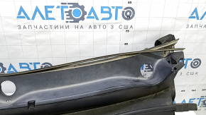Решетка дворников пластик Kia Sorento 16-20 отклеен уплотнитель