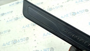 Ornamente prag față stânga exterior Hyundai Santa FE Sport 13-18 negru, zgârieturi