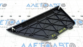 Kрышка обшивки арки левая Kia Sorento 19-20 черная, потерта