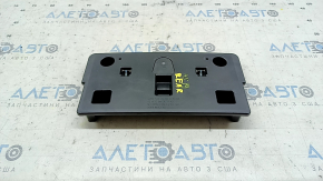 Cadru pentru plăcuța de înmatriculare a barei de protecție față Mazda 3 19-24 4d