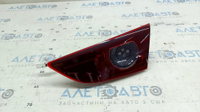 Capac portbagaj dreapta Mazda 3 19-22 4d pentru lustruit