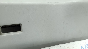 Обшивка двери багажника пластик верхняя Lexus RX300 RX330 RX350 RX400h 04-09 серая, царапины, потерта