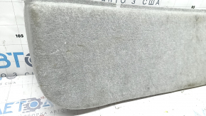 Обшивка двери багажника ткань нижняя Lexus RX300 RX330 RX350 RX400h 04-08 серая, с заглушкой, под химчистку, надломы, царапины