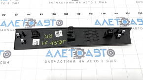 Накладка задней стойки правая верхняя Jeep Grand Cherokee WL 21-26 черная, long