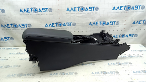 Консоль центральная подлокотник Mazda 3 19-22 кожа черная, Japan built, царапины