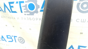Накладка двери боковая задняя левая Toyota Prius 50 16-22 сломано крепление, царапины