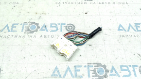 Фишка на проводку двери передняя правая Toyota Prius 50 16-22 20 пина
