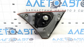 Фонарь внутренний крышка багажника левый Toyota Camry v55 15-17 usa царапины, паутина