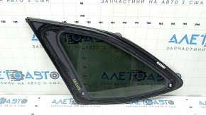 Форточка глухое стекло задняя правая Subaru Outback 15-19 хром молдинг, тонировка, царапины